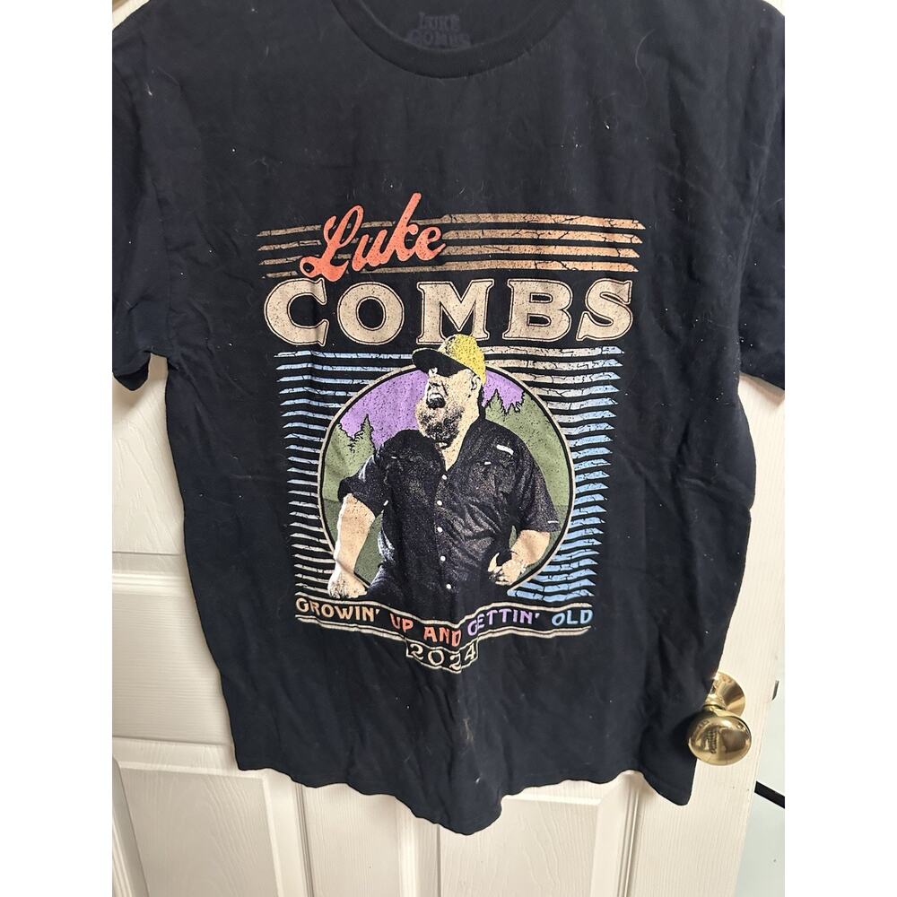 Luke Combs Growin Up And Gettin Old Tour T-Shirt Size Medium Country 38w